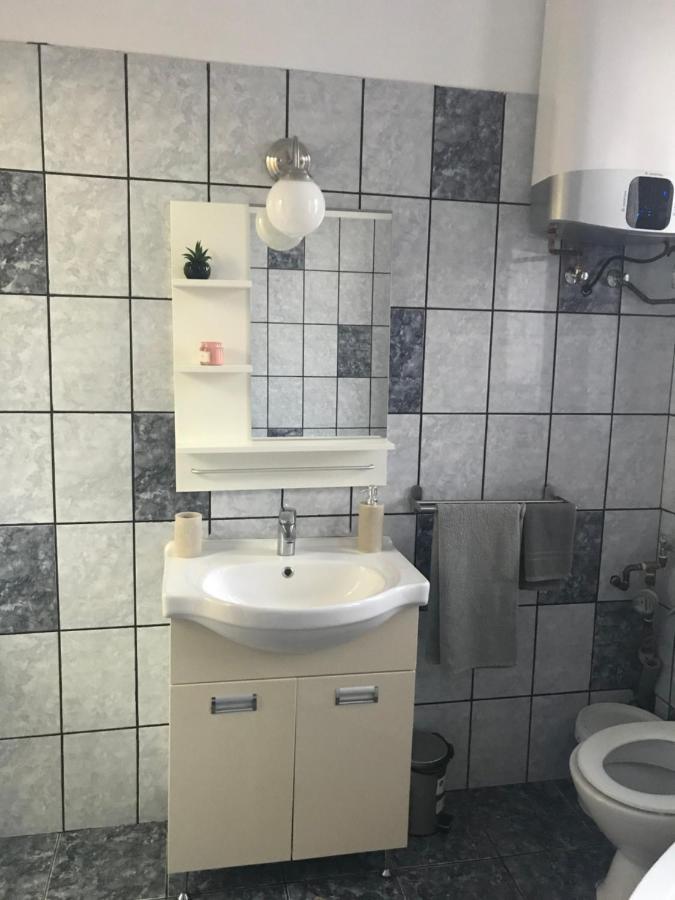 Garsoniera Mandrilor Apartment Slanic Luaran gambar